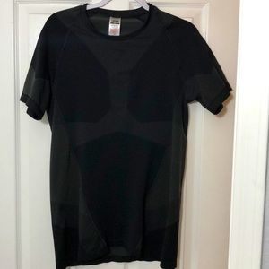 Black tight fight gym shark t shirt